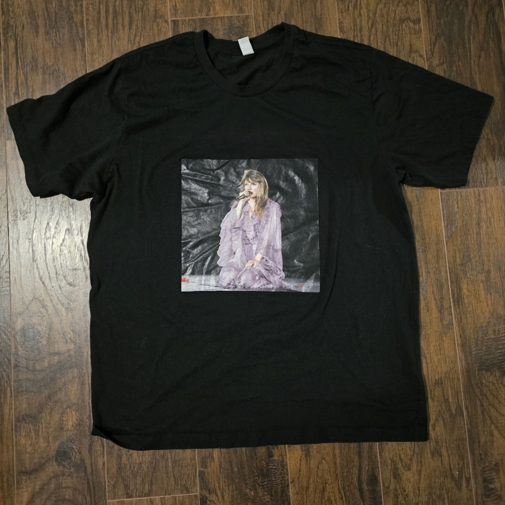 Taylor Swift Folklore Shirt 2XL - Picture 3 of 4